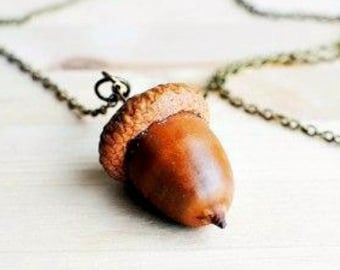 Peter Pan Acorn Thimble Kiss Necklace, Natural Acorn from English Woods, Forest Woodland Animal Squirrel Nature Inspired Vegan Jewellery