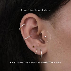 Trådlös labret med liten bezelkristall | 16 g | Certifierad ASTM F136 titan | Implantatkvalitet, hypoallergen, vattentät