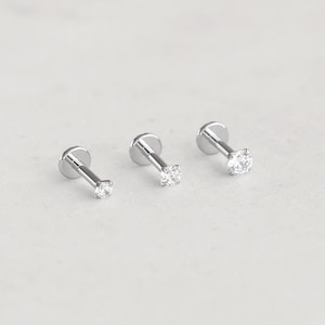 BRIGHT SILVER • Solitaire Crystal Labret | 16g | ASTM F136 Titanium | Implant Grade | Threadless | Hypoallergenic | Rook Helix | Qty: 1