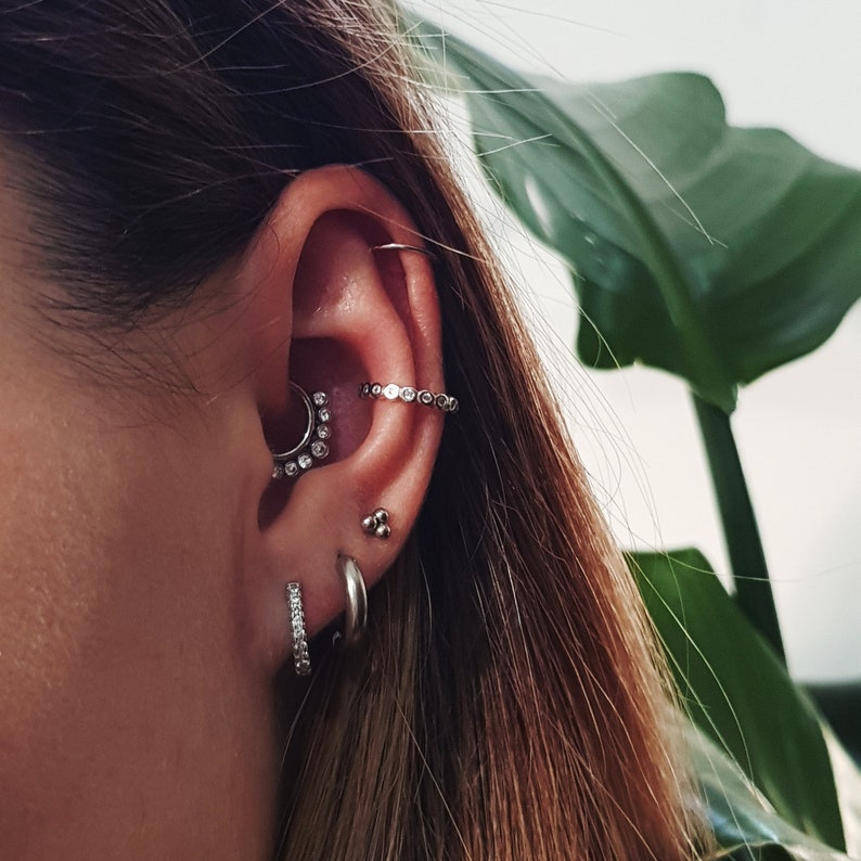 16g Tiny Trinity Bead Labret Internally Threaded Piercing Etsy