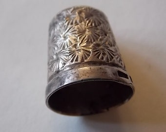 Vintage Silver Thimble Hallmarked English  HG&S