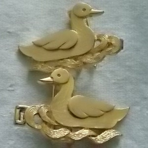 Vintage Mimi di N 1983 Mallard Duck Belt Buckle Signed Designer Rare Vintage belt mimi di - Gem main image 3