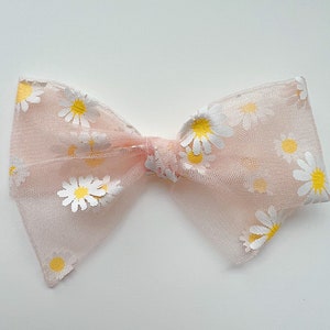 Daisy Tulle OVERSIZED Hand Tied Bow for Newborn Baby Child Little Girl Photo Prop Beautiful Pink Baby Neutral Headband Bow