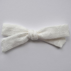 White Eyelet Lace Bow Photo Prop Baby Bow Hair Clip Beautiful Fabric Handmade for Baby Girl to Adult Spring Summer Bow Blessing Baptism Clip