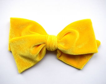 Sunshine Yellow Velvet OVERSIZED Hand Tied Bow for Newborn Baby Child Little Girl Photo Prop Adorable Beautiful Spring Summer Easter Clip