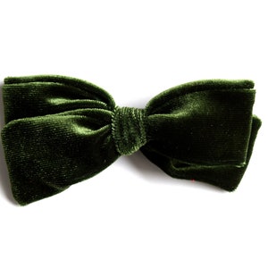 Velluto di Olivia mano arco legato per neonato bambino piccolo ragazza foto Prop adorabile bella autunno/inverno verde foresta natale capelli Bow