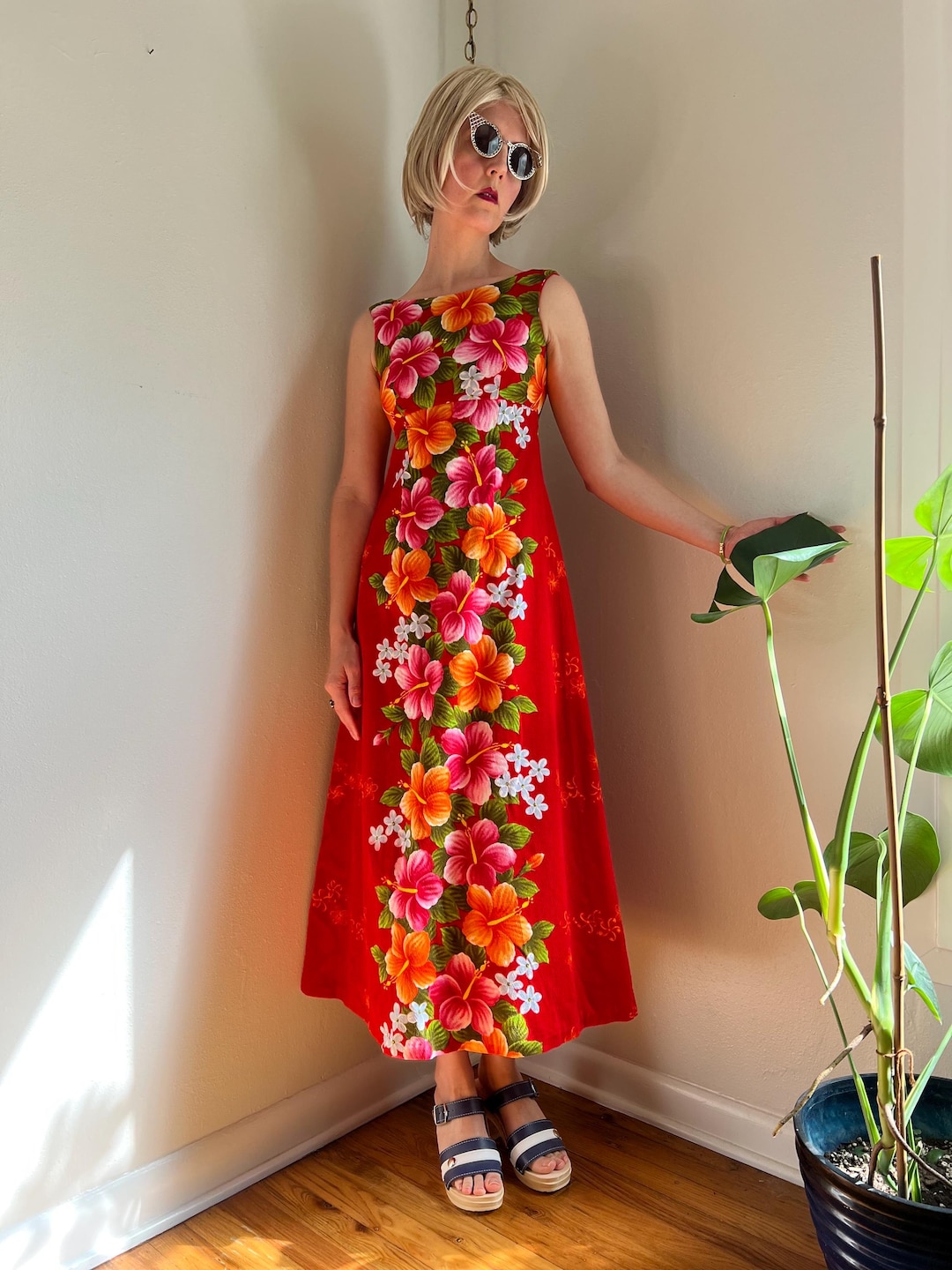 Red Floral Hawaiian Dress, Vintage Bright Colorful Maxi by Ui-maikai - Etsy