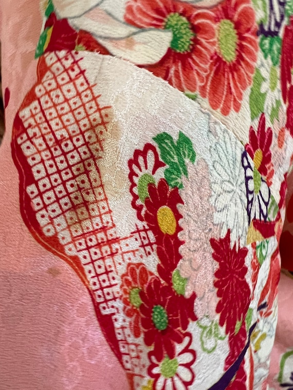 Antique Silk Kimono w/ Red & Pink Print - image 8