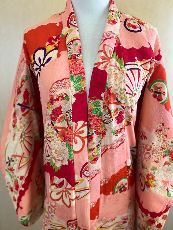 Antique Silk Kimono w/ Red & Pink Print - image 5