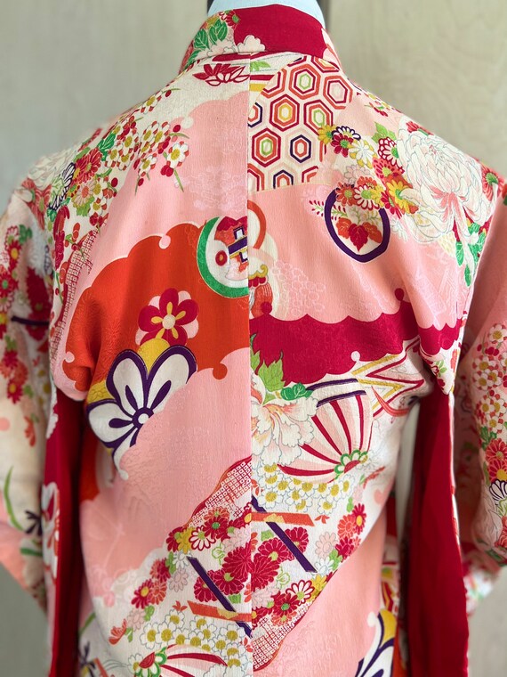 Antique Silk Kimono w/ Red & Pink Print - image 6