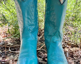 Turquoise Cowgirl Boots 7.5, Vintage Women’s Cowboy Boots