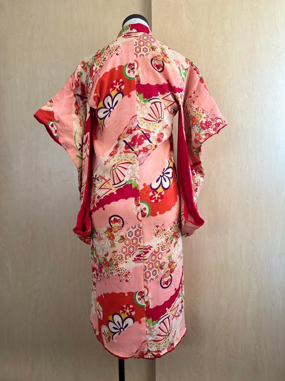 Antique Silk Kimono w/ Red & Pink Print - image 2