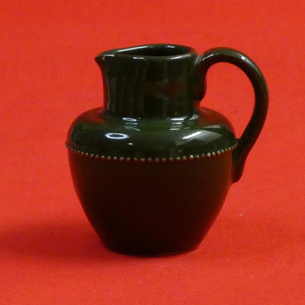 Burley & Co, Hotel Dept. Chicago, Mini Green Creamer with Handle