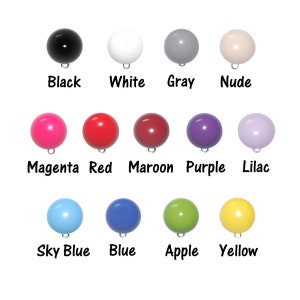 Peut inclure: Assortiment de 15 boutons ronds de diff&eacute;rentes couleurs, notamment noir, blanc, gris, nude, magenta, rouge, marron, violet, lilas, bleu ciel, bleu, vert pomme et jaune.