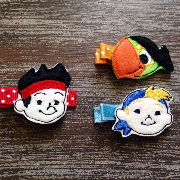 Jake and the Neverland Pirates Hair Bow - Jake Hair Clip - Parrot Hair Clip - Jack Neverland Pirates Birthday - Party Favor - Felt Hair Clip