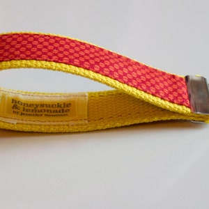 Orange auf gelben Schlüsselanhänger Armband Schlüsselbund - orangen Stoff auf gelben Gurtband | Ein tolles Geschenk