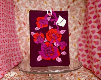 Medium Handmade Laptop/Book Sleeve - fits small e-readers, smaller paperbacks, manga, and mass market sized books!