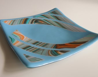 8"x8" Blue Plate with Tropical Swirl Accents