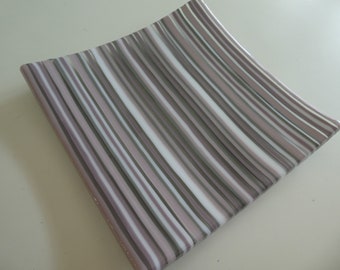 8" x 8" mauve-u-lous striped plate