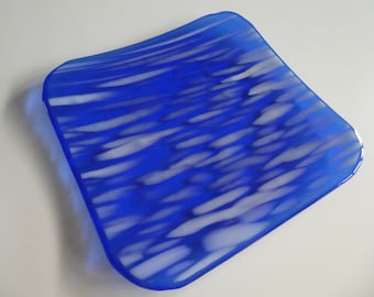 Shimmering blue plate 8"x8"