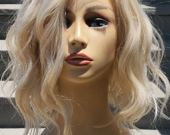 Lace Front Blonde Bob, Lace Front Blonde Wavy Wig, Lace Front A-line Bob, Wavy Blonde Wig, Bob, Wig, Blonde Bob Wig, Multidimensional Blonde