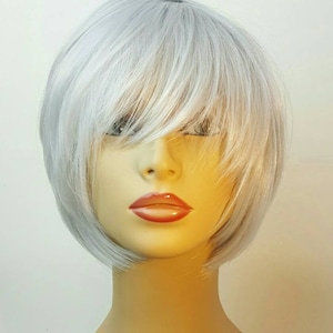 Silver Blonde Bob Wig, Short Stacked Bob Wig, Soft Face Framing Shape, Short Silver Blonde Bob, Bob Wig, Wigs