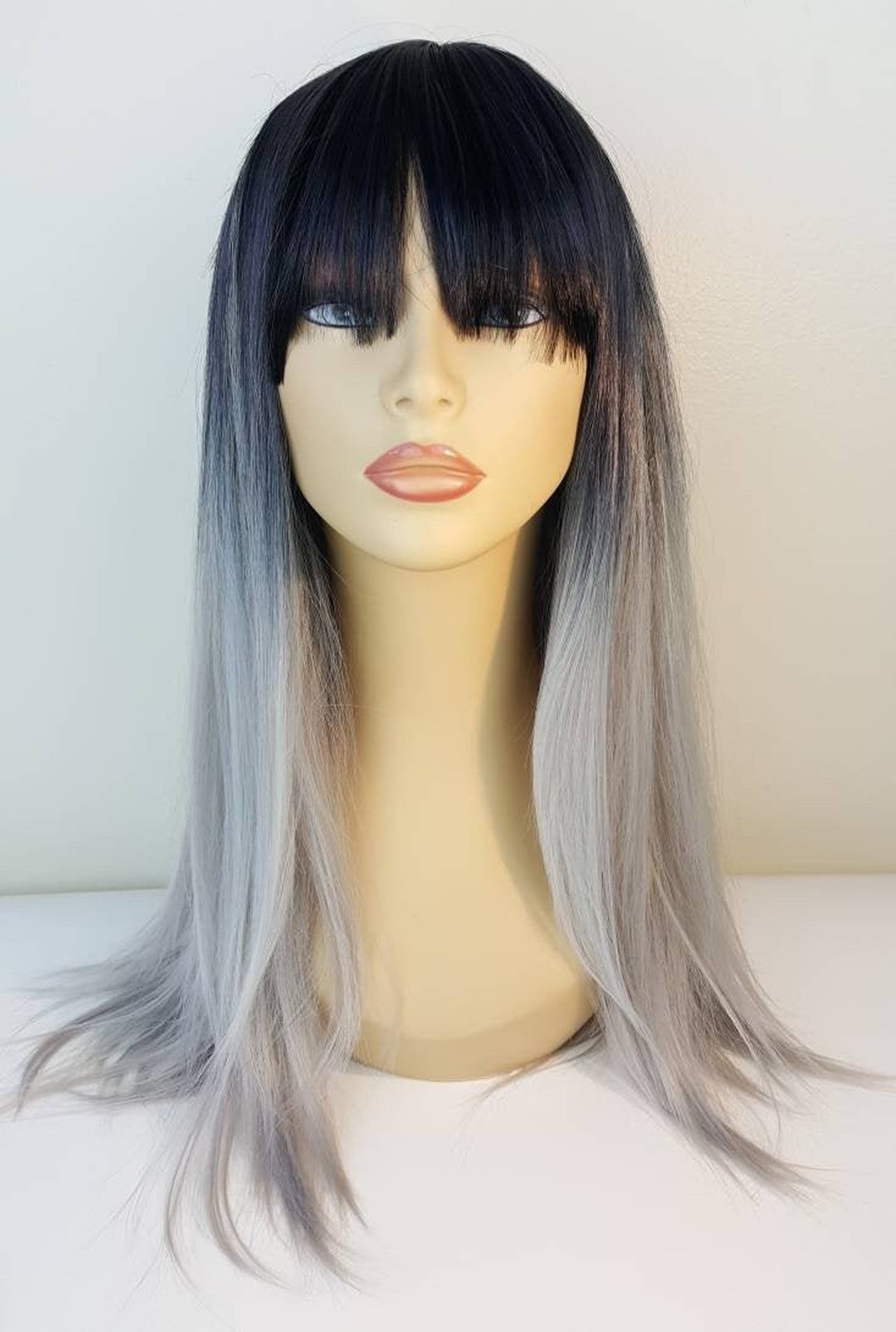 Spectacular Black And Grey Wig Capture in 4K Spectacular Black And Grey Wig Capture in 4K