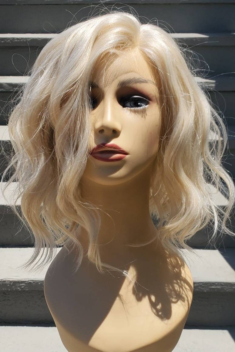 Lace Front Blonde Wavy Bob Wig, A-line - Etsy display picture 2