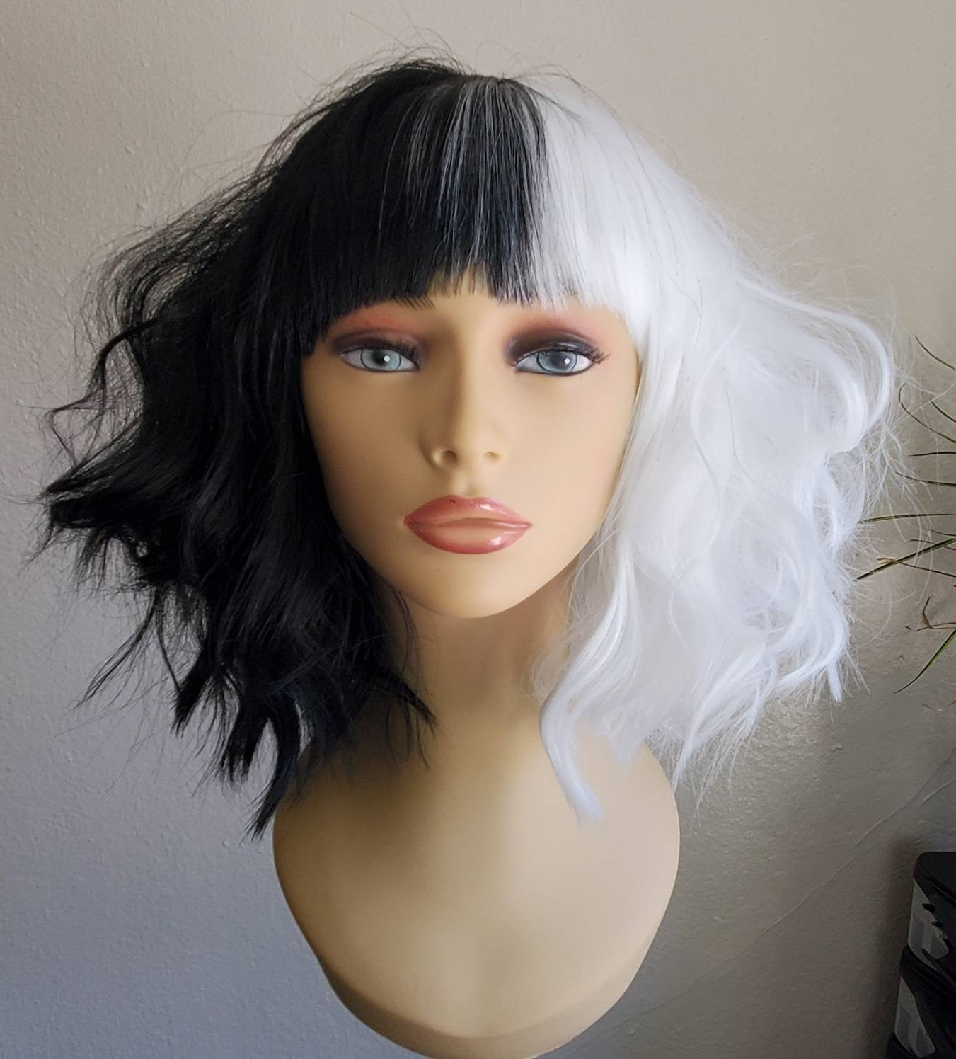 Linfairy Half White And Half Black Two-Tone Wig Halloween