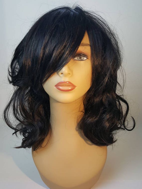 Mid Length Wavy Black Wig Mit Long Sweeping Bangs Mid Length Black Wig Wavy Black Wig Wavy Black Wig Mit Sweeping Bangs Black Wig