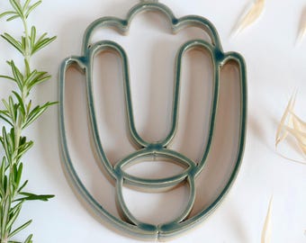 Art mural Hamsa en céramique - argile imprimée en 3D - cadeau de pendaison de crémaillère d'Israël, art mural méditerranéen, cadeau spirituel de décoration d'intérieur Hamsa, glaçure verte