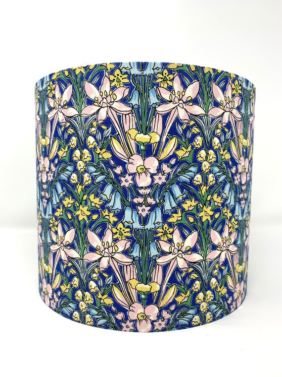 フローラルリバティファブリックランプシェード：英国産フラワーライト