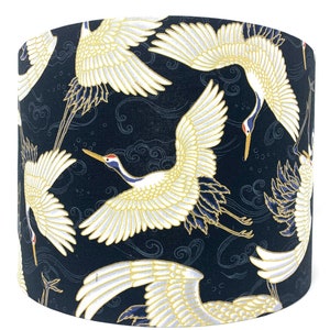 Lampenschirm orientalischer Kran Storch Reiher japanische Vögel, Lampenschirm chinesisch asiatisch schwarz Gold, für Tischlampen oder Deckenleuchten