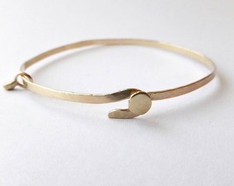 gold bangle, gold bracelet, solid gold bracelet, solid gold bangle bracelet, bangle bracelet solid gold, bangle bracelet gold, bracelet gold