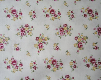 Half Yard of Yuwa Reiko Washizawa Petite Floral on Off White Background. Made in Japan Approx 18' x 42"