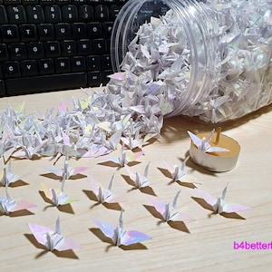 1.000 gru di origami di colore bianco da 1,5 pollici piegate a mano da carta quadrata da 1,5 "x 1,5". (serie cartacea AV). #FC15-95.