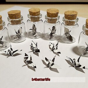 Lot of 20pcs 1-inch Hand-folded Black & White Paper Crane In A Mini Glass Bottle With Cork. WR paper series. CIB20g. image 1