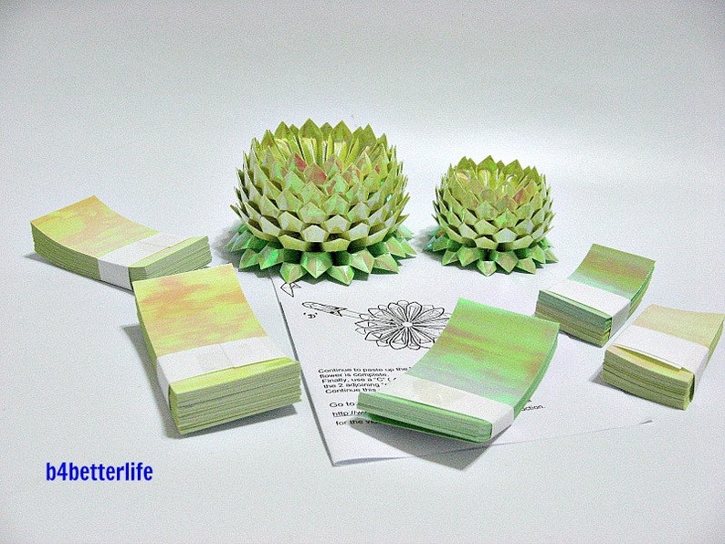 #AV232-8. AV paper series 232 sheets Origami Papers For Making 2pcs of Yellow Color Paper Lotus in 2 Different Sizes.