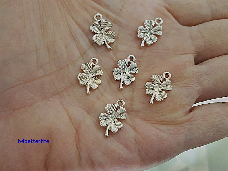 #XX331. Lot of 24pcs 4 Leaf Clover Gold Color Tone Metal Charms