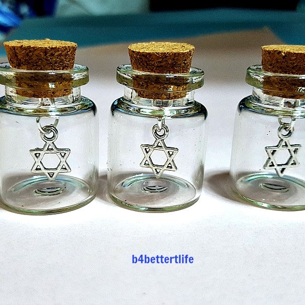 Lot of 20pcs Silver Tone David Star Metal Charm In A Mini Glass Bottle With Cork. #CIB2397JL.