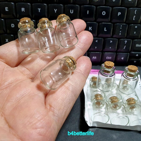 24pcs Mini Clear Glass Flessen Flesjes met kurken. (#A7).