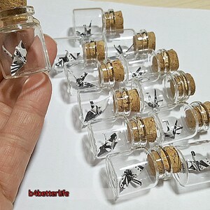 Lot of 20pcs 1-inch Hand-folded Black & White Paper Crane In A Mini Glass Bottle With Cork. WR paper series. CIB20g. image 7