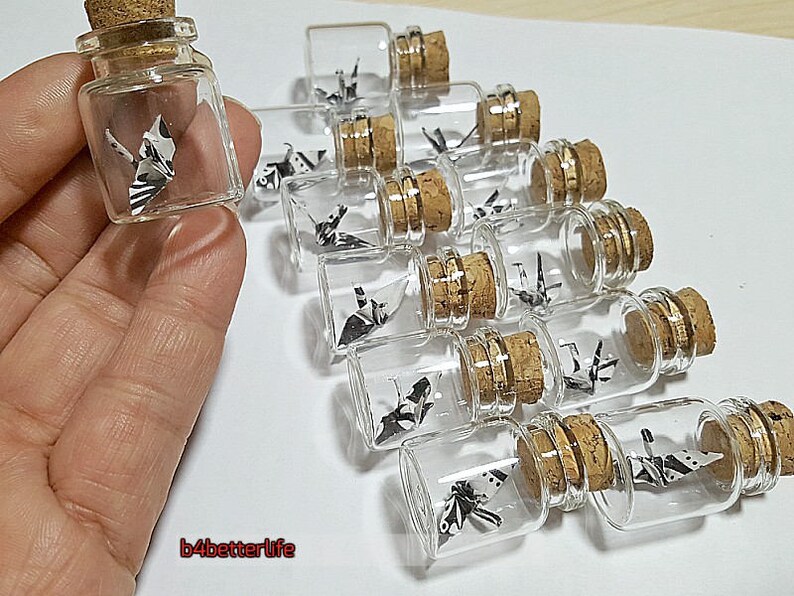 Lot of 20pcs 1-inch Hand-folded Black & White Paper Crane In A Mini Glass Bottle With Cork. WR paper series. CIB20g. image 7