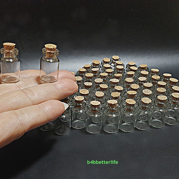 Veel 60 stuks mini-flesjes van helder glas met kurken. #A13-60.