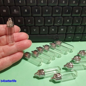 Lot of 12pcs Mini Clear Glass Bottles Vials with Plastic Lid. 12mm x 35mm. #J1235.