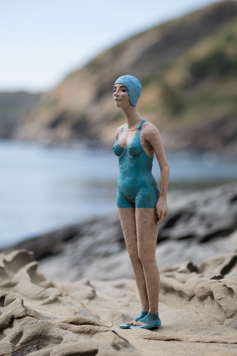 Sculpture Delphín. Girl swimmer. image 3