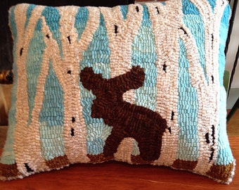 Hooked Rug Pillow Pattern - "Maine Moose in Birch Trees"