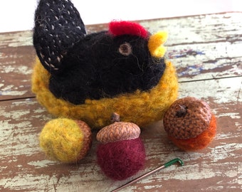 Needle felted hen on nest, pin keep, pin cushion, gift for crafter, sewing supply