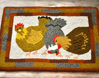 Hooked rug pattern ,  "Hens in the Yard" , 28 x 17 inches on Dorr linen