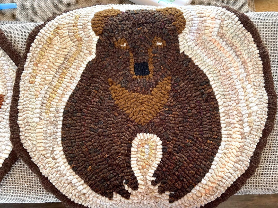Hooked Rug Pattern , Bear Chair Pad, Betty Bear - Etsy